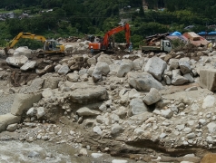 梨子沢下流右岸側の氾濫域